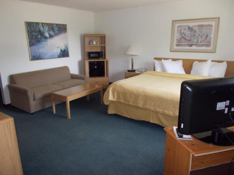 Boarders Inn And Suites By Cobblestone Hotels - Ripon Εξωτερικό φωτογραφία